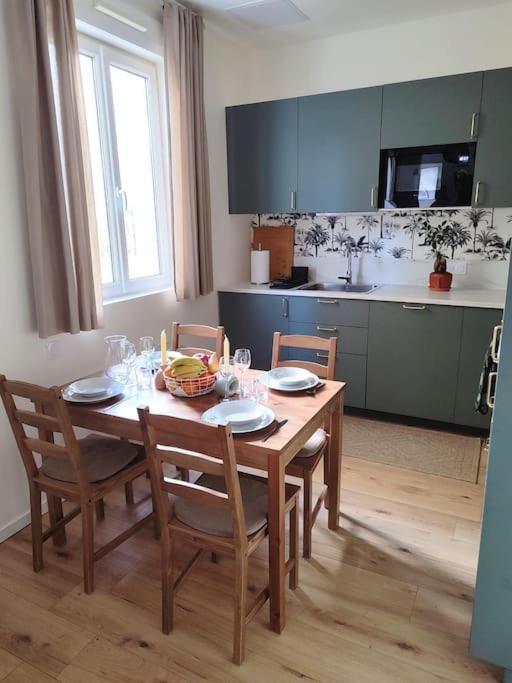 Maison Cosy Terrasse Ensoleille Clermont-Ferrand Eksteriør bilde